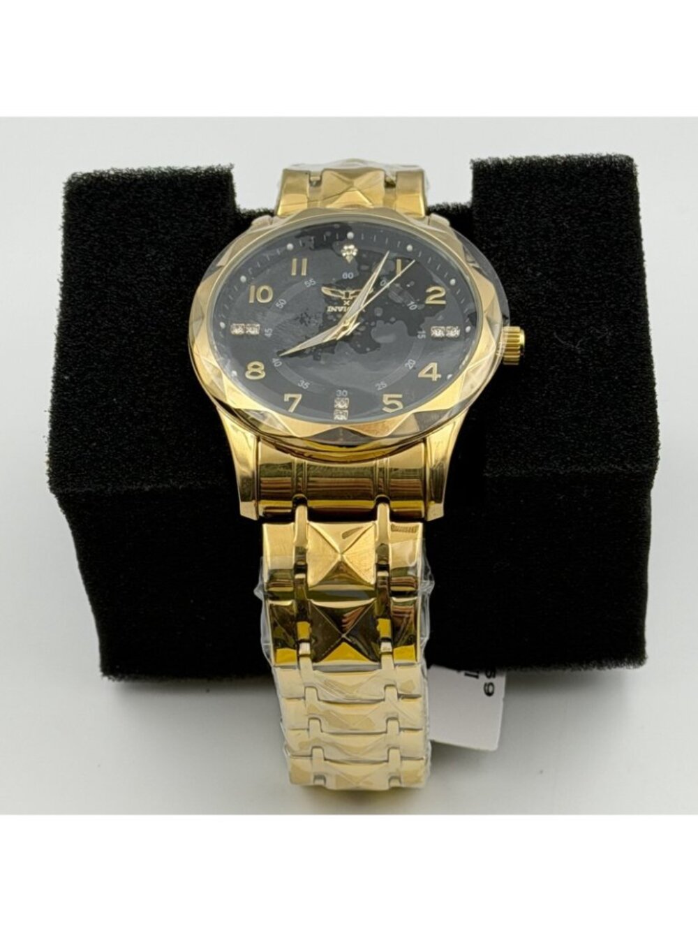 Invicta 69019 Gold-Tone Stainless Steel Men's Watch Black Dial Original Box - Picture 6 of 8